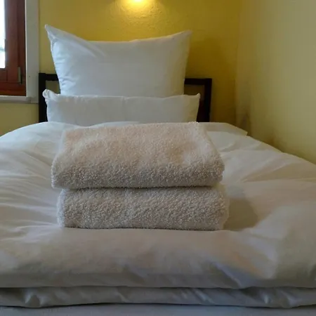 Mit Zwei Einzelbetten *