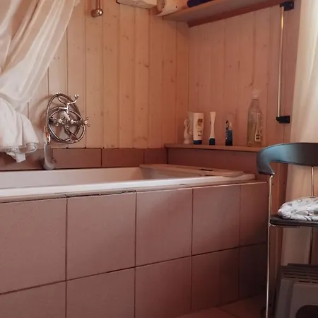 Mit Zwei Einzelbetten Homestay *