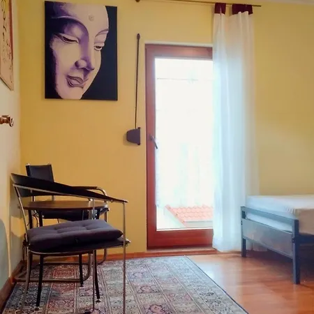 Mit Zwei Einzelbetten *